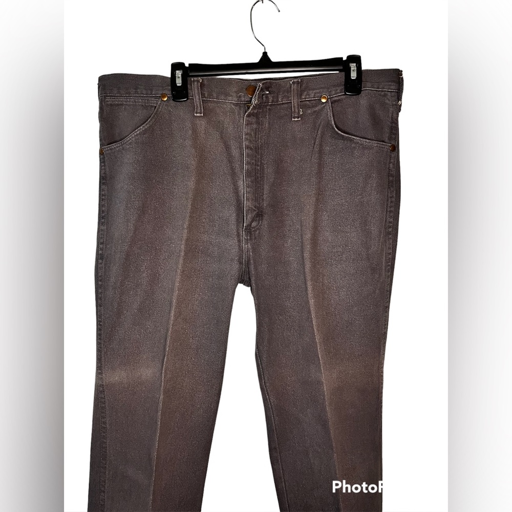 Men's Wrangler Legacy Straight-Leg Jeans 38W/32L